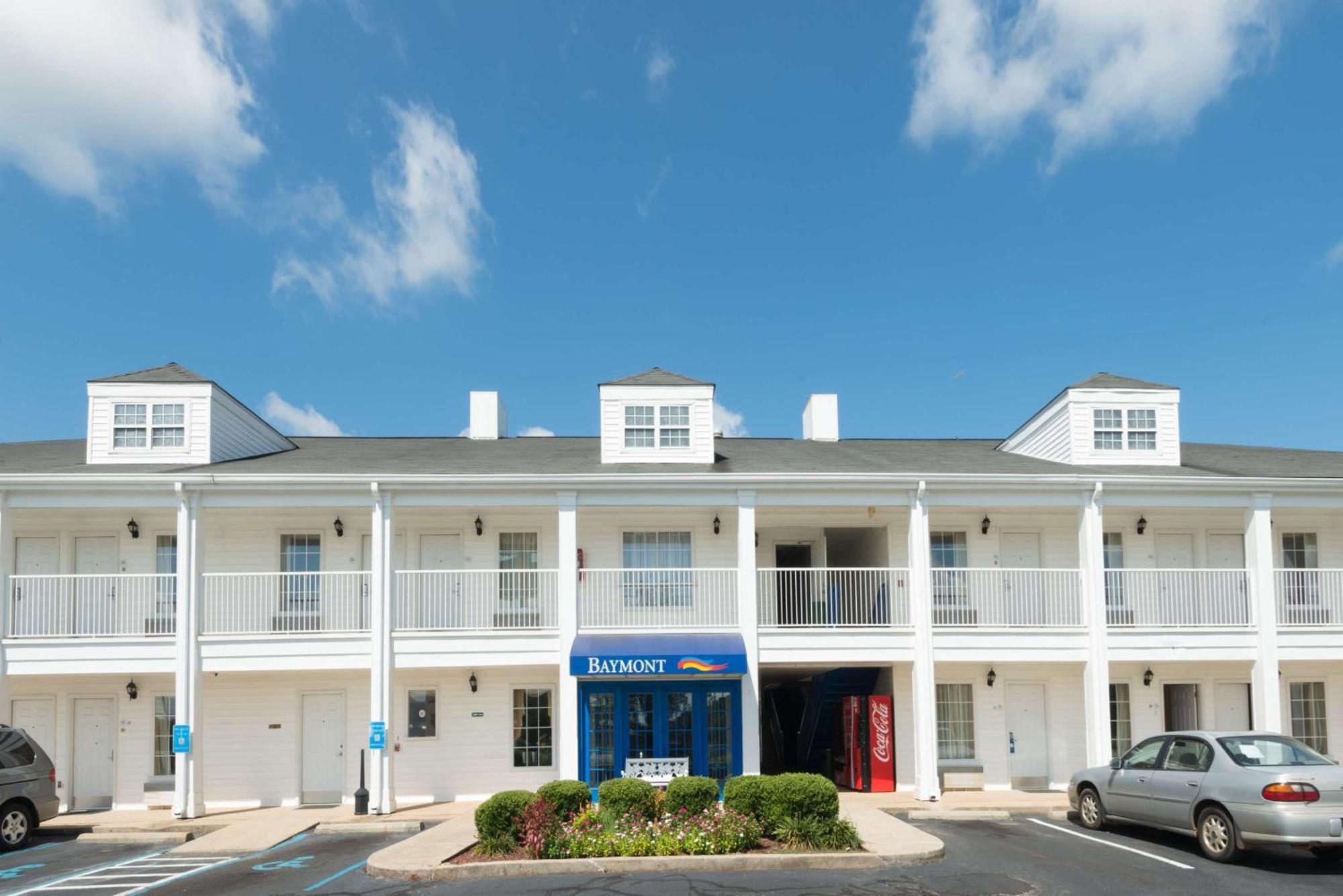 Baymont By Wyndham Greenville Εξωτερικό φωτογραφία